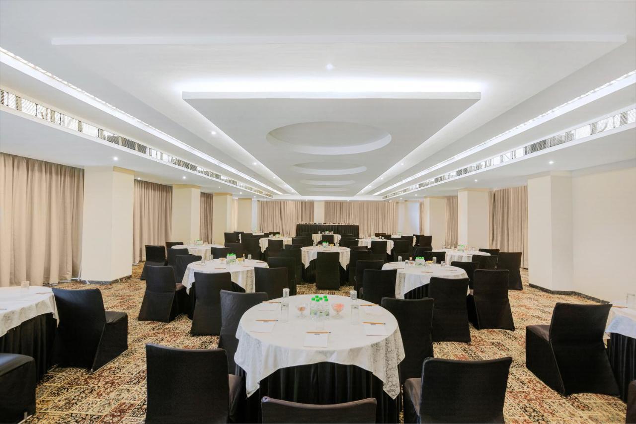 فندق Sarovar Portico , إندور المظهر الخارجي الصورة