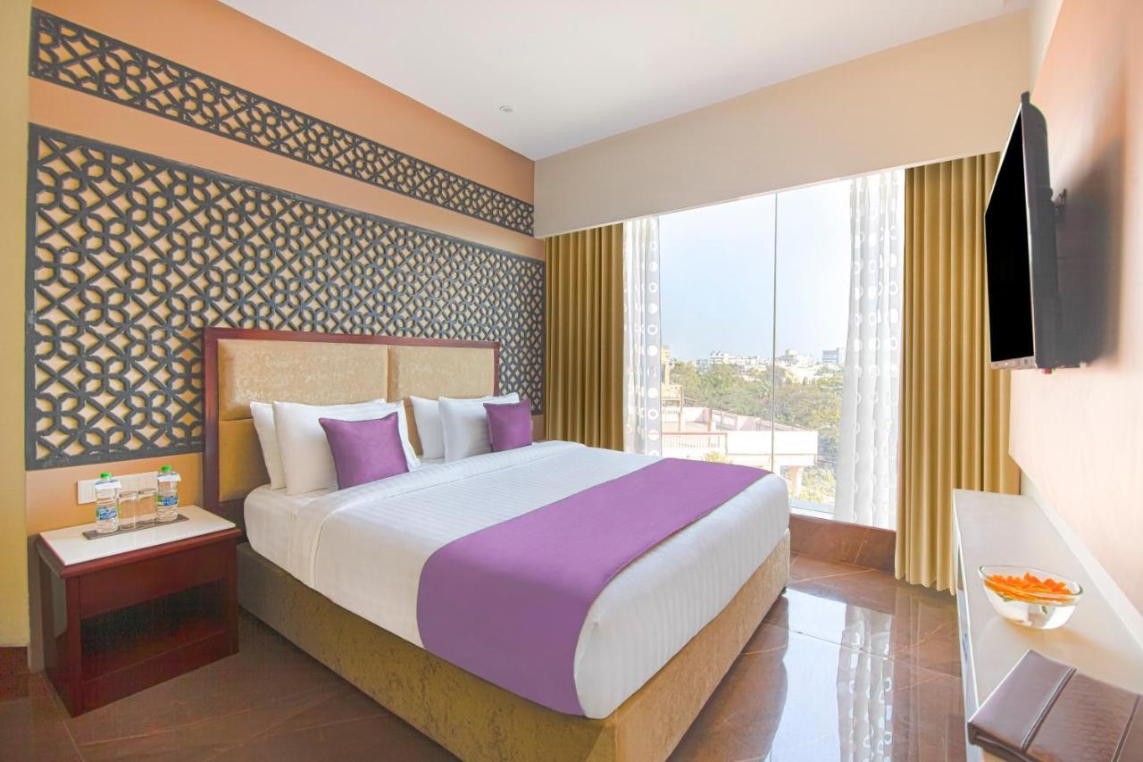 فندق Sarovar Portico , إندور المظهر الخارجي الصورة