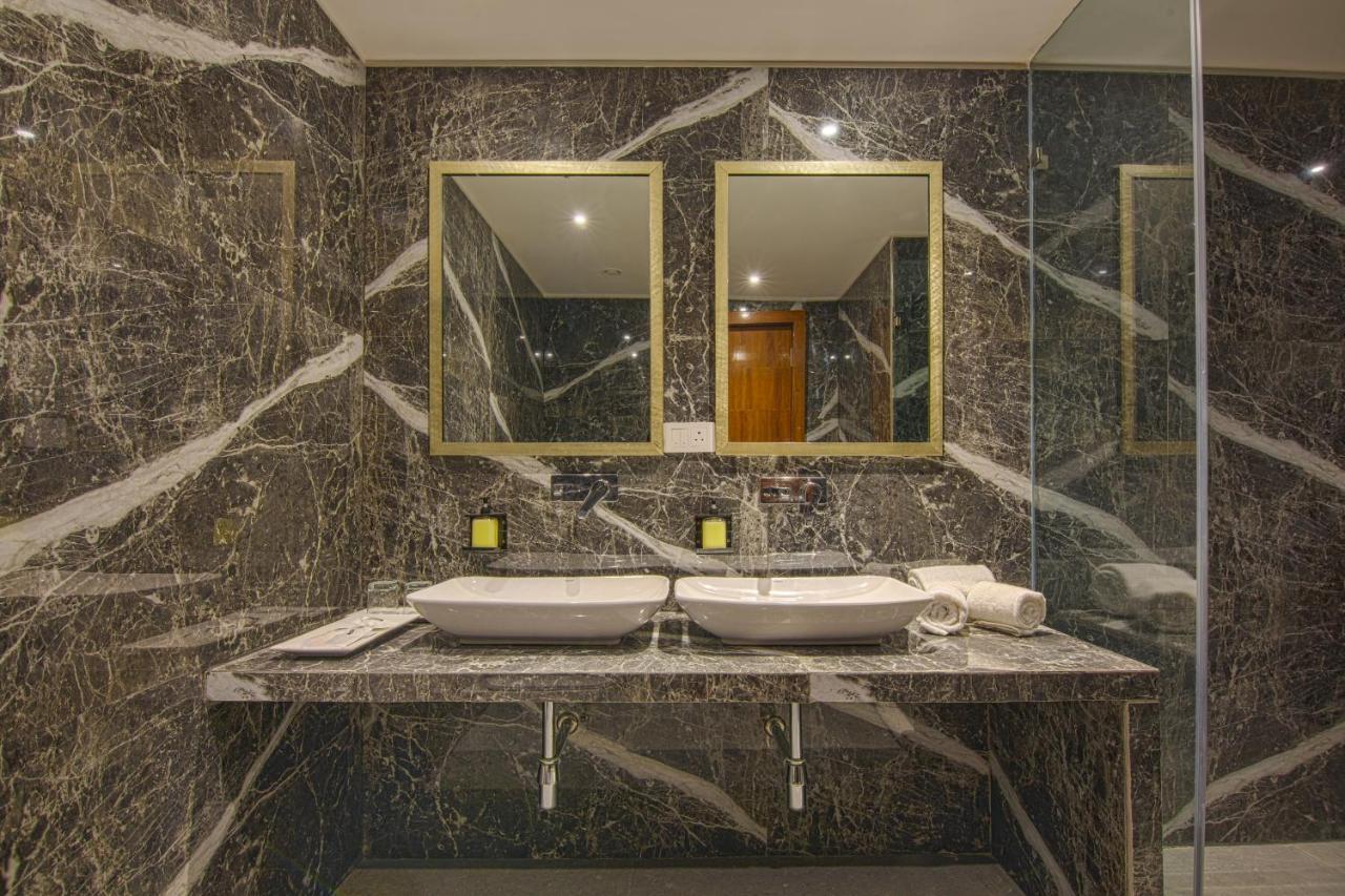 فندق Sarovar Portico , إندور المظهر الخارجي الصورة