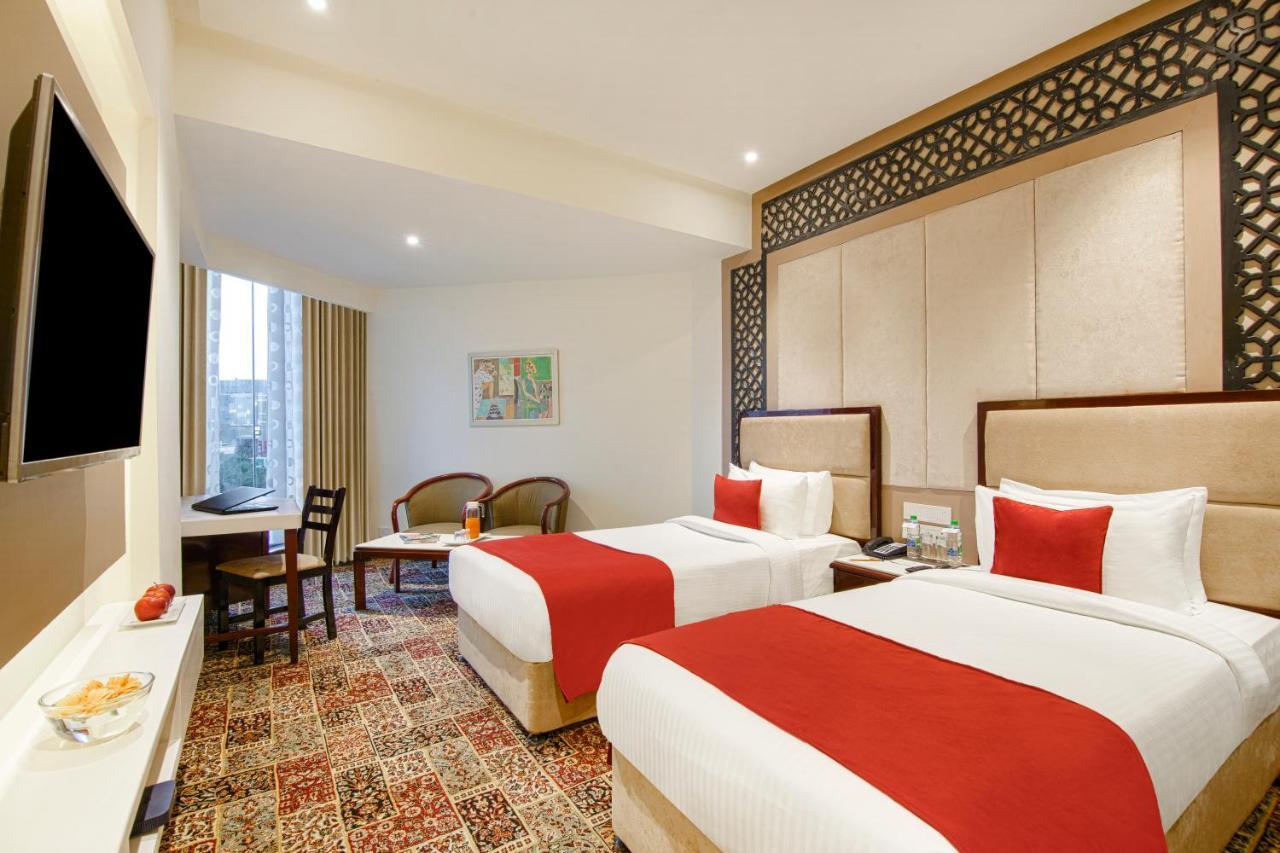 فندق Sarovar Portico , إندور المظهر الخارجي الصورة