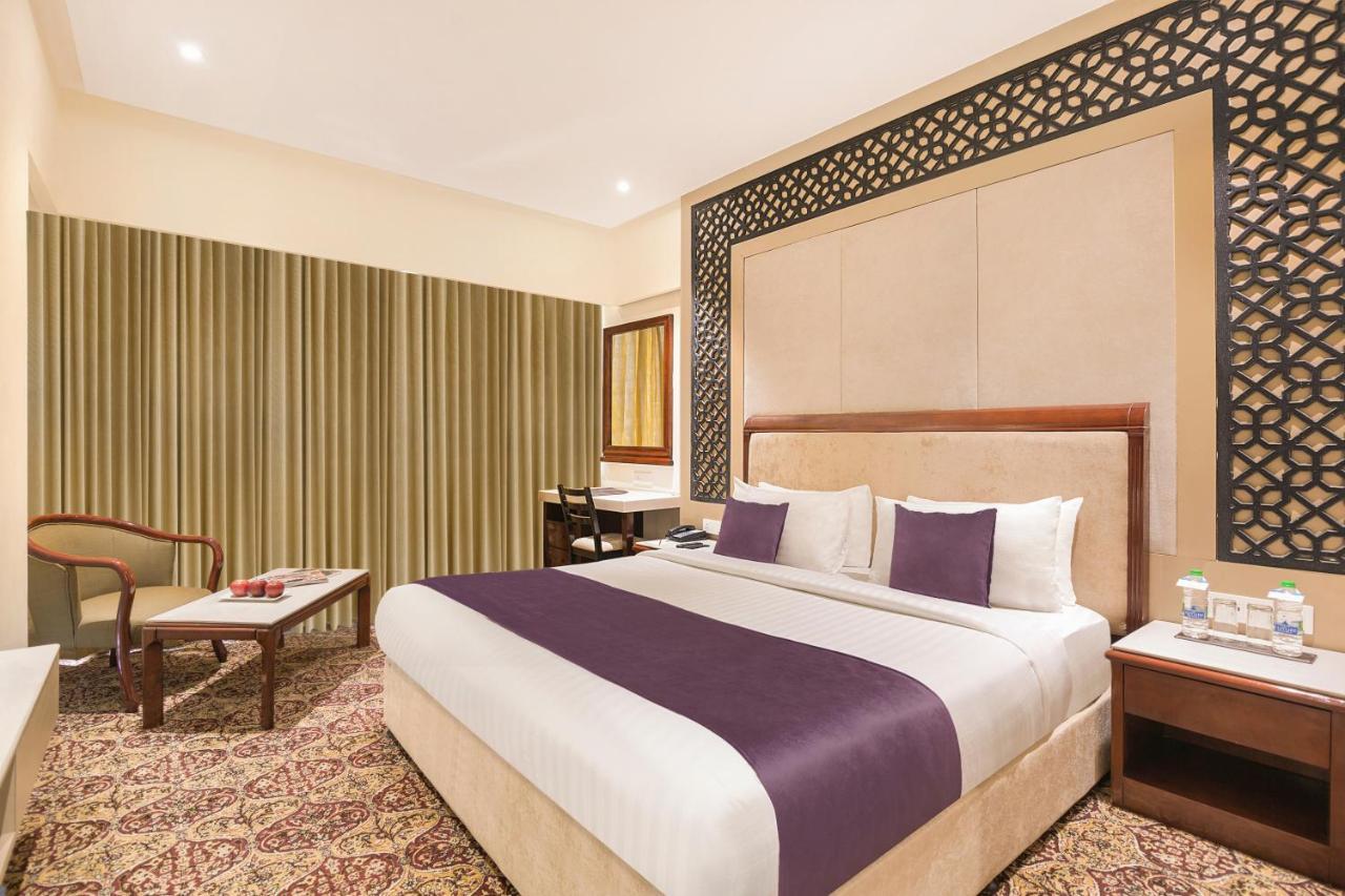 فندق Sarovar Portico , إندور المظهر الخارجي الصورة